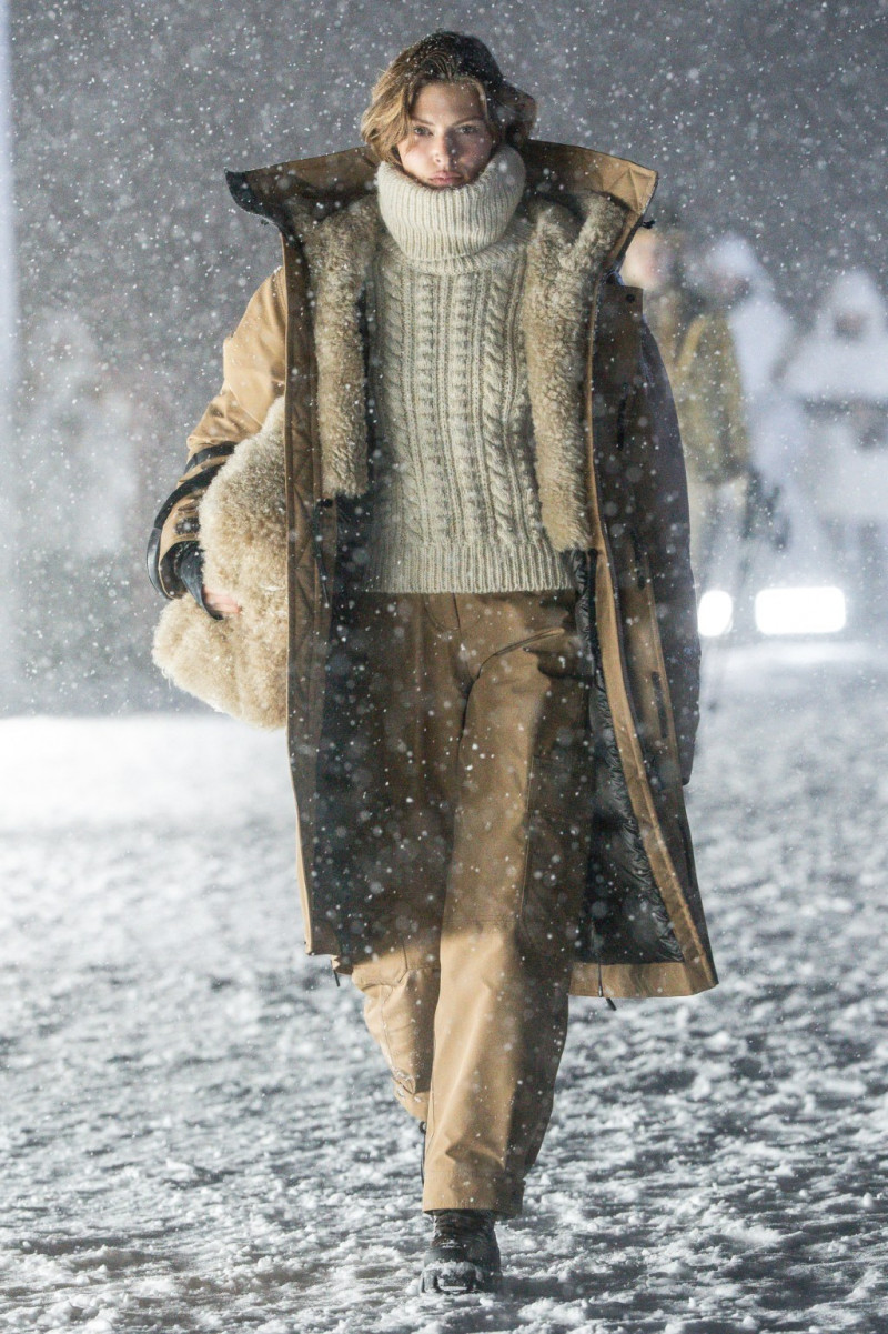 Moncler-Grenoble-F25-runway-GG-011.jpg