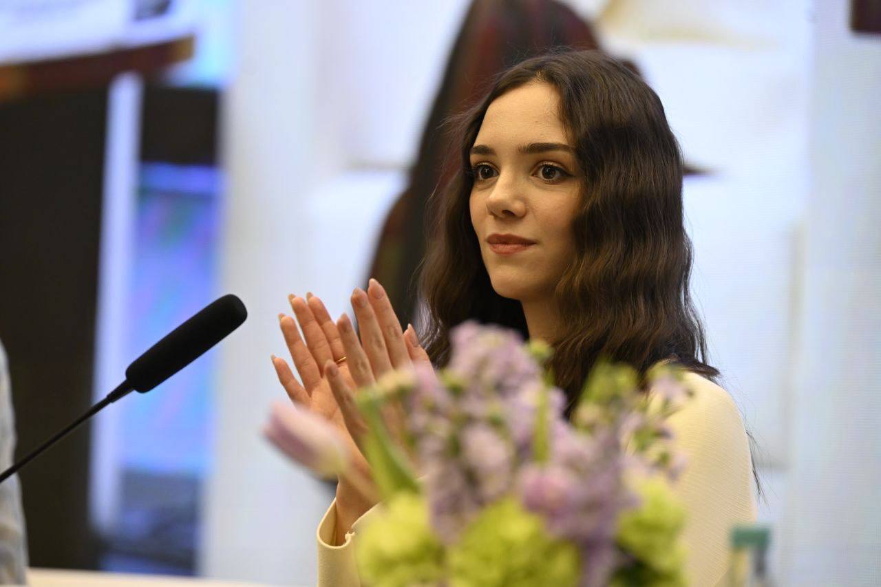 https://i4.imageban.ru/out/2025/04/04/e9171d3223e21d84befc1906cb17be0b.jpg