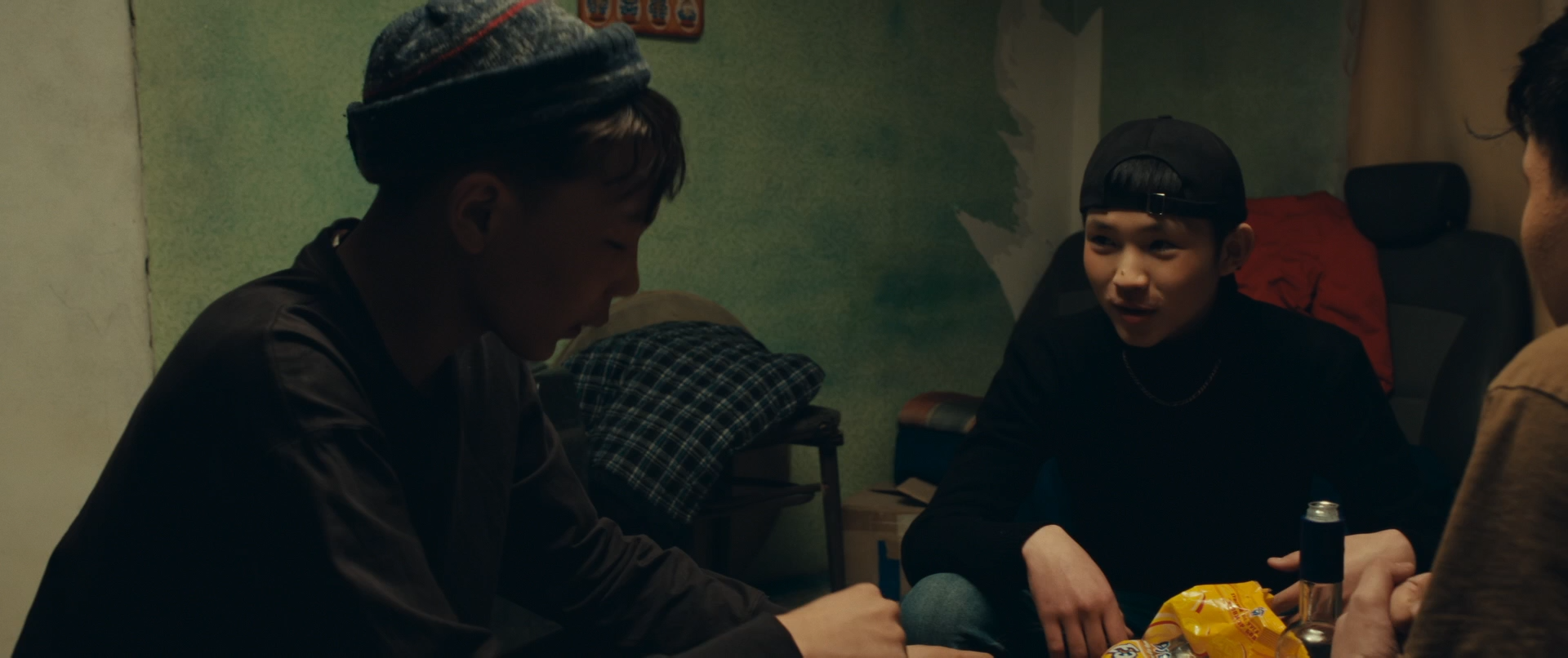 Baavgai Bolohson 2023 WEB-DL 1080p.mkv_snapshot_00.25.47.png