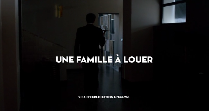 Une.famille.a.louer.2015.BDRip.avi_snapshot_00.01.12.png
