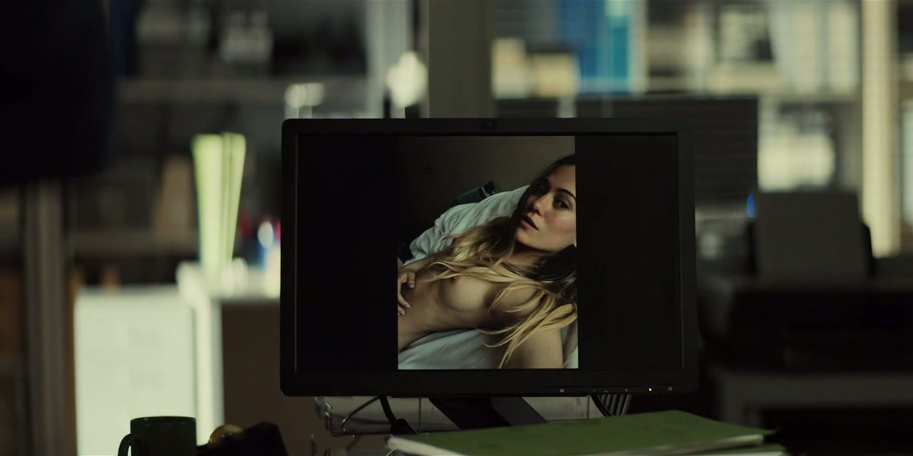 Tell Kimberley Hierro s01e03.mp4_000005.628.jpg