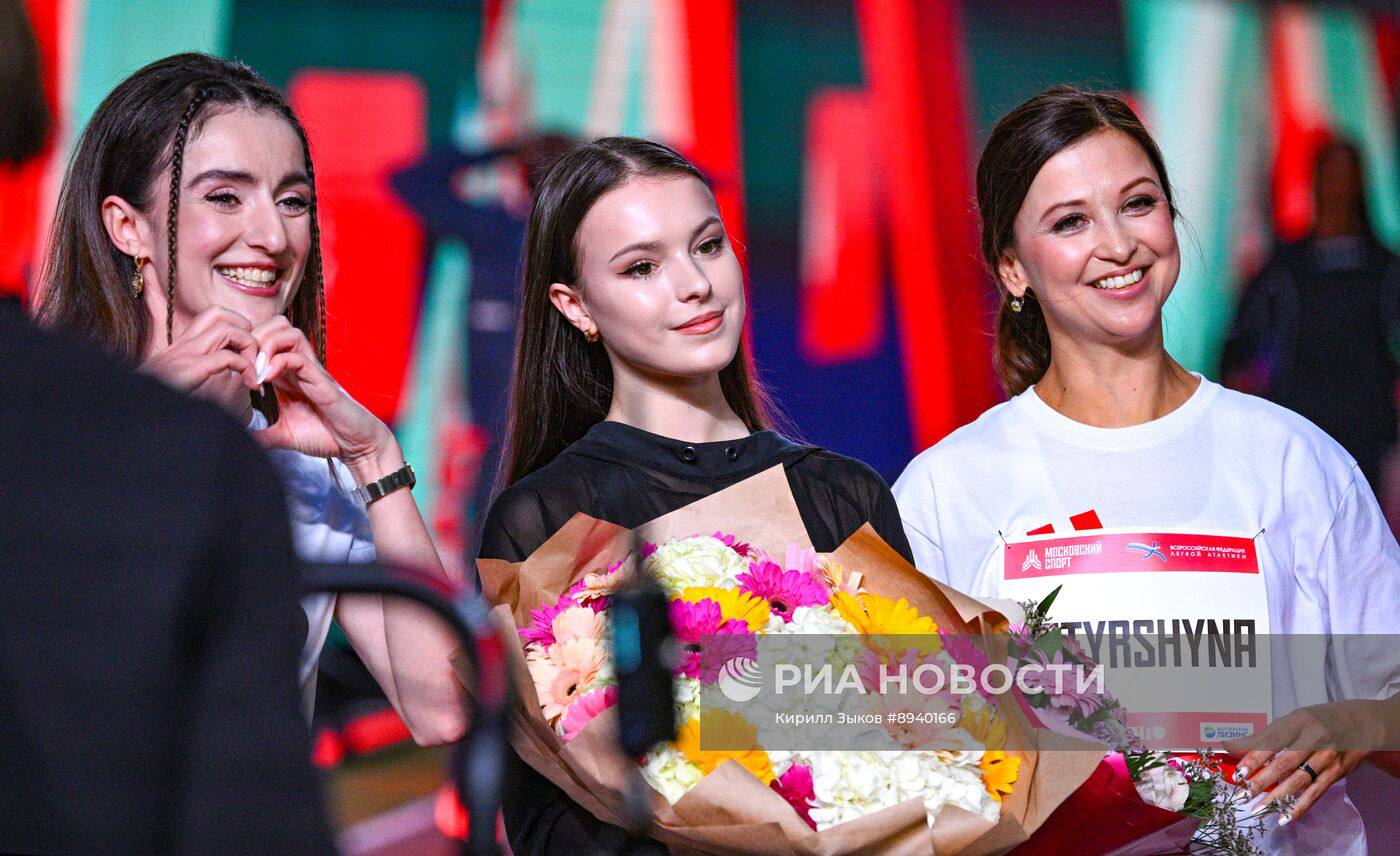 https://i4.imageban.ru/out/2025/06/07/cc6c7391a68ef3fa6733da3b49032d0c.jpeg