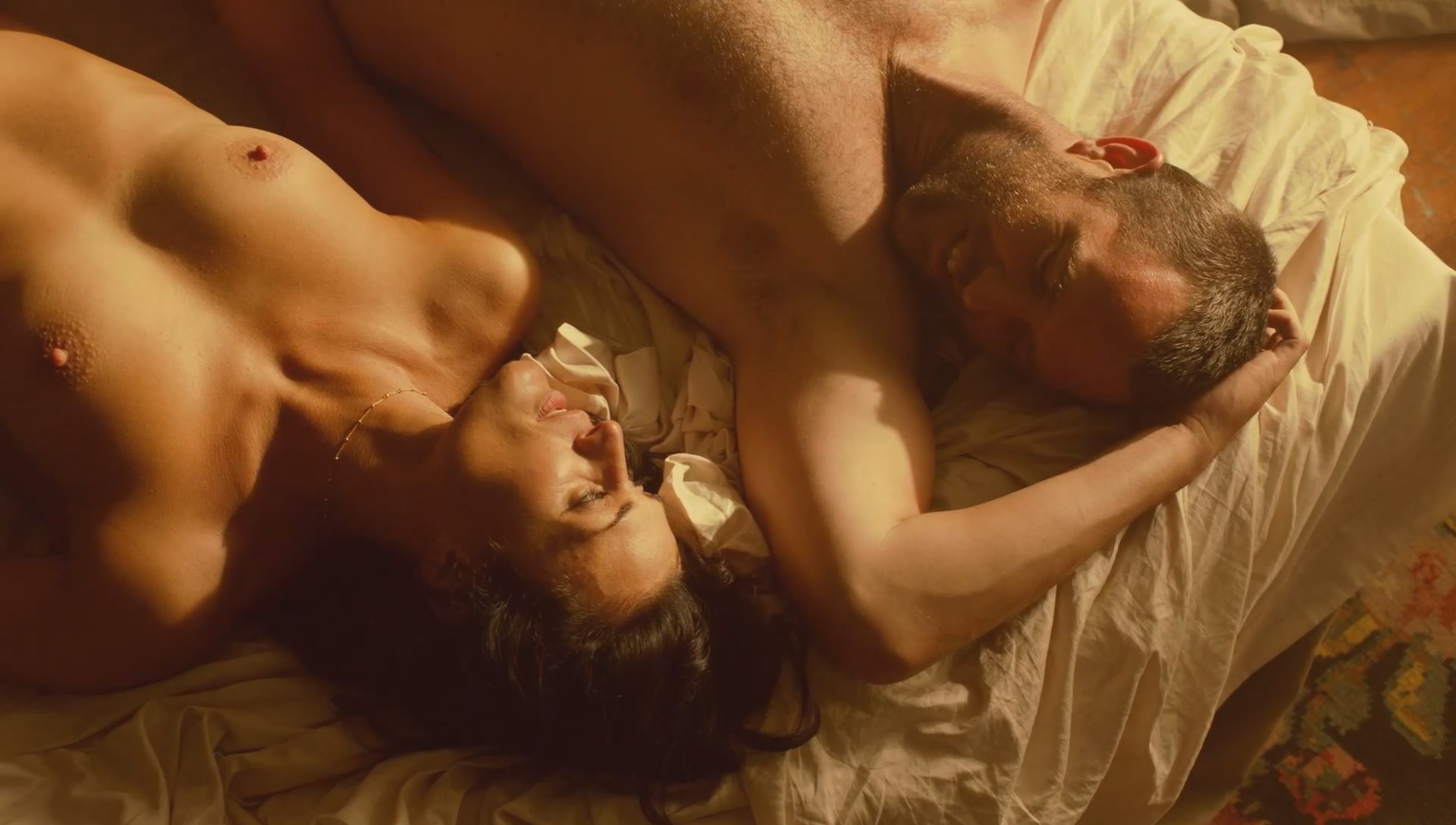 Renee Lyne Strike Back s04e02-03.mp4_000109.520.jpg