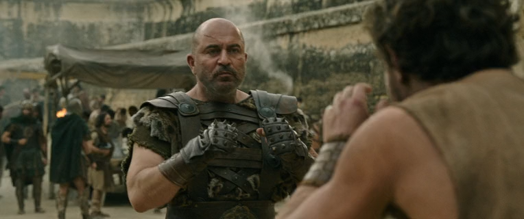 Gladiator.II.2024.HDRip-AVC.ExKinoRay.mkv_snapshot_00.34.02.415.png