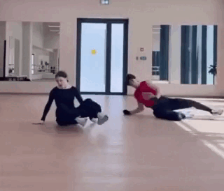 https://i4.imageban.ru/out/2025/07/15/9e14bc0bec29fd8c53ae5d149511ca72.gif