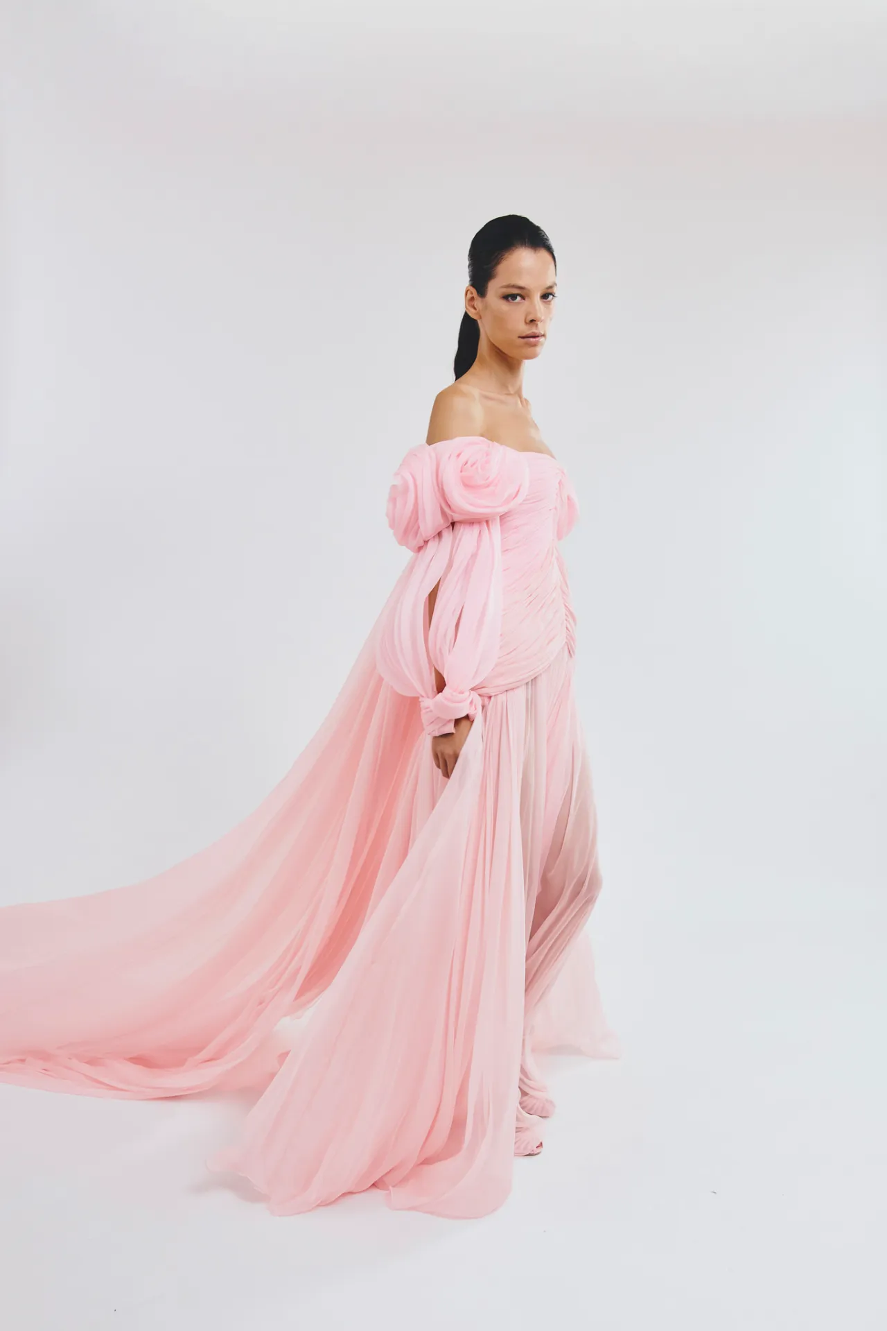 giambattista-valli-couture-26-r-ctsy-0003.webp
