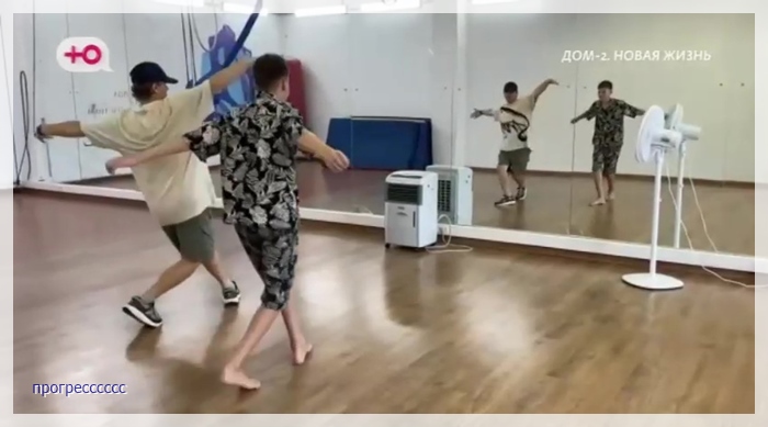 https://i4.imageban.ru/out/2025/07/20/a6aa36a715db61f17a36646ab74a7c13.jpg