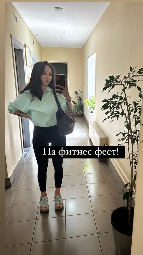 https://i4.imageban.ru/out/2025/07/26/a55a43d900ea203a7182647b406d78c4.jpg