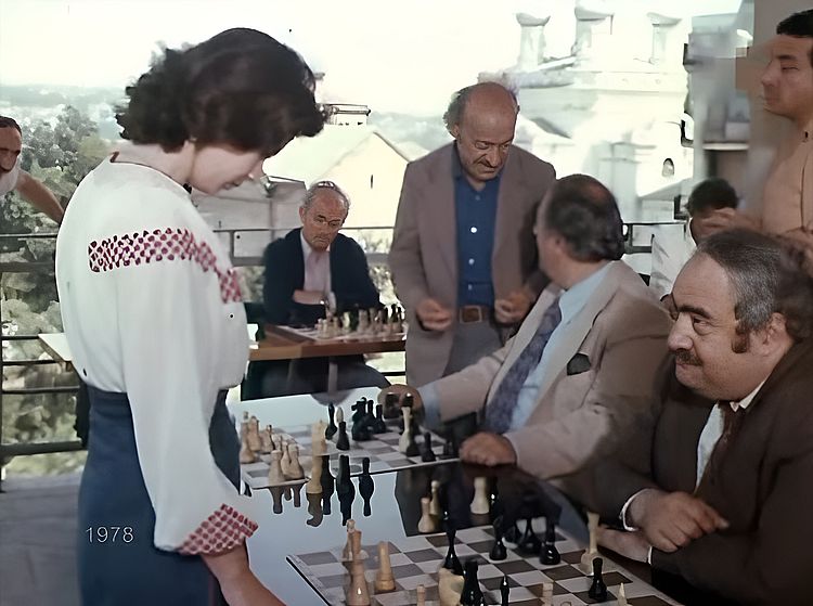 Перерыв, 1978 (0:09:30 / 0:19:49)