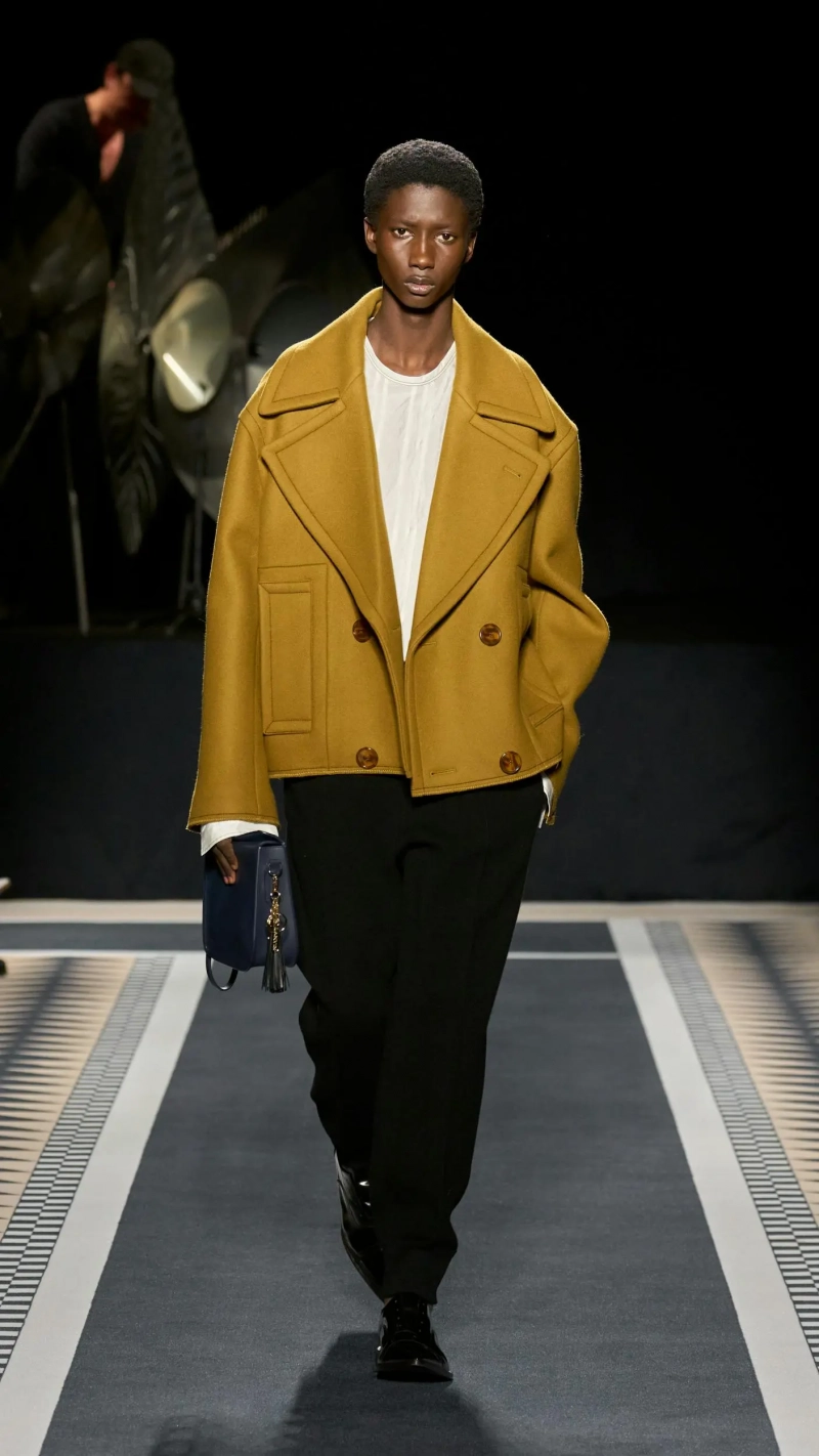 1737983298-1737975053-lanvin-collezione-uomo-donna-autunno-inverno-2025-2026-sfilata-foto-look29.webp