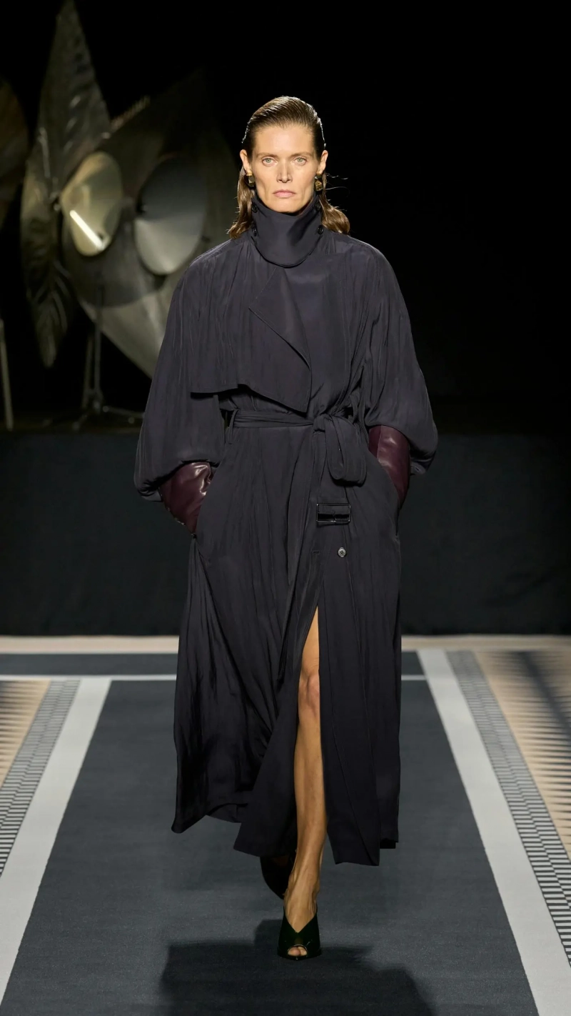 1737982995-1737975049-lanvin-collezione-uomo-donna-autunno-inverno-2025-2026-sfilata-foto-look14.webp