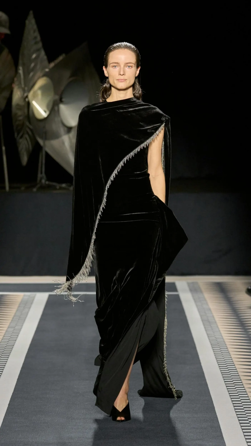 1737983133-1737975055-lanvin-collezione-uomo-donna-autunno-inverno-2025-2026-sfilata-foto-look57.webp