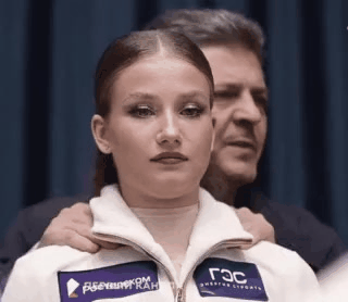 https://i4.imageban.ru/out/2025/09/30/c2d517e05fdf5998971cfa028cef47da.gif