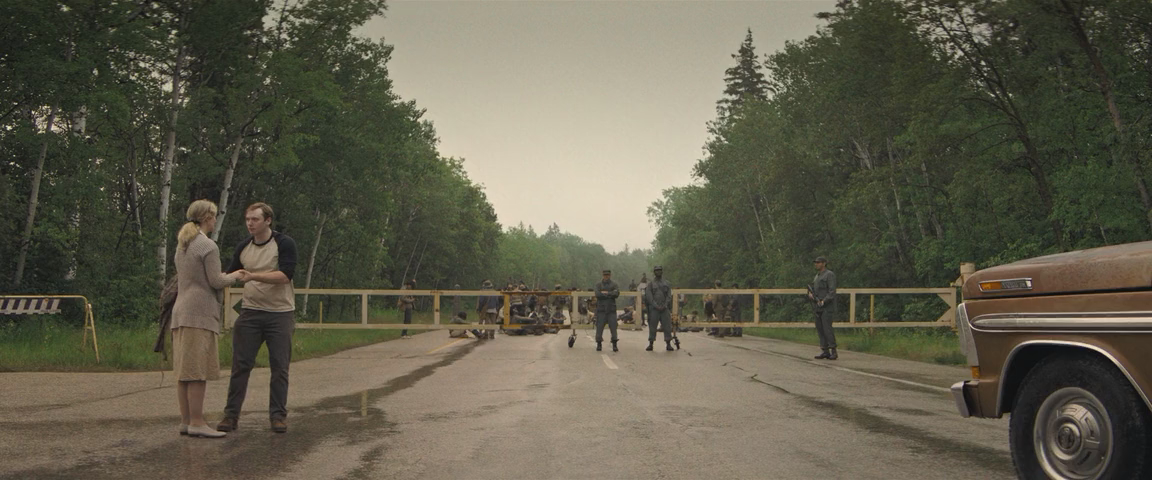 Долгая прогулка (2025) WEB-DLRip-AVC__ivanes.mkv_20251105_222928.589.png