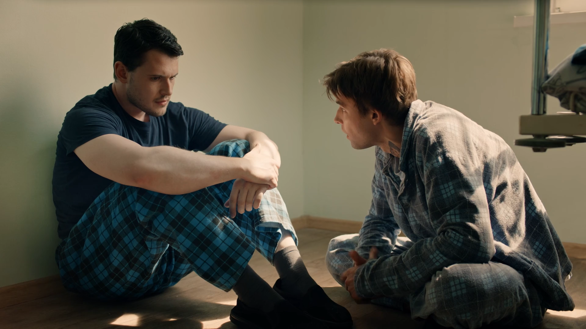 01. Охота.2025.WEB-DL 1080p.Files-x.mkv_snapshot_40.44.png