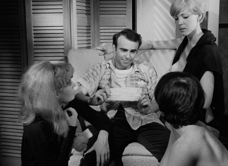 Признания сумасшедшей кошки.1968.BDRip AVC msltel.mkv_snapshot_00.19.56.130.jpg