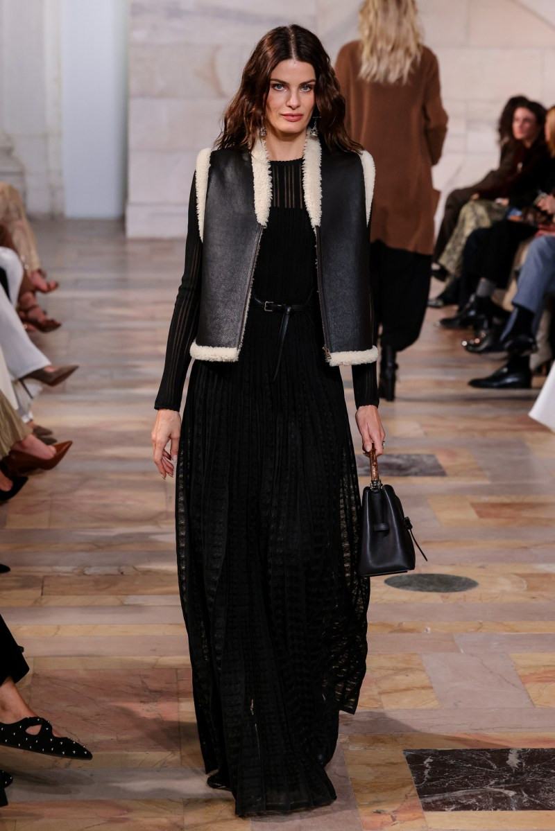 Ralph-Lauren-s25-rtw-runway-MO-013.jpg
