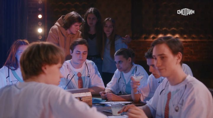 01. Склифосовский.Новый год.2025.WEB-DLRip.avi_snapshot_27.57.png