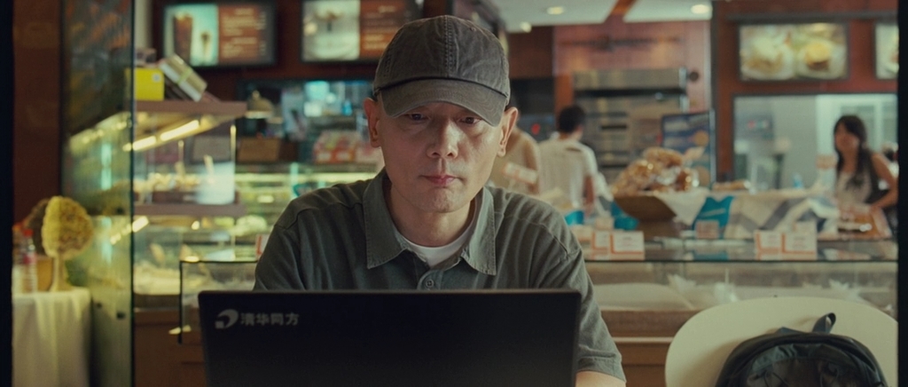 Нечестных прошу не беспокоить.2008.BDRip AVC msltel.mkv_snapshot_00.06.52.847.jpg