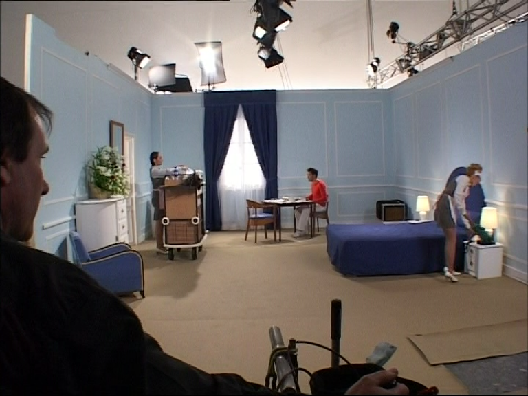 dvd_snapshot_00.16.560.png