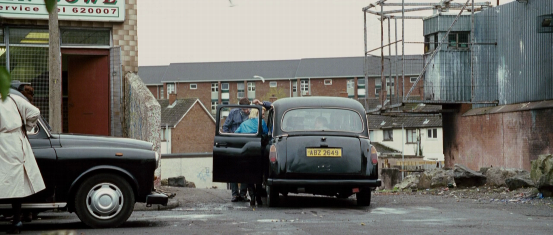 Пятьдесят ходячих трупов (Fifty Dead Men Walking) BDRip 720p 2008.mkv_20260117_161721.865.png