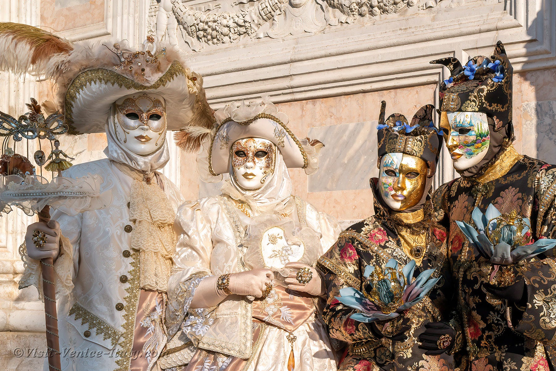 carnival-venice-2024-costume-masks-153.jpg