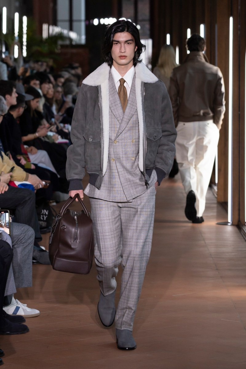 isaia-men-fw26-rtw-r-ctsy-0008.jpg