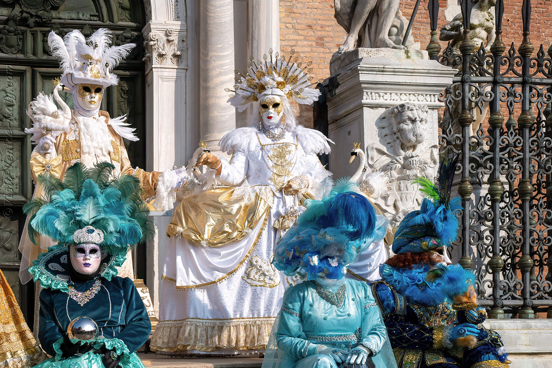 carnival-venice-2024-costume-masks-218.jpg