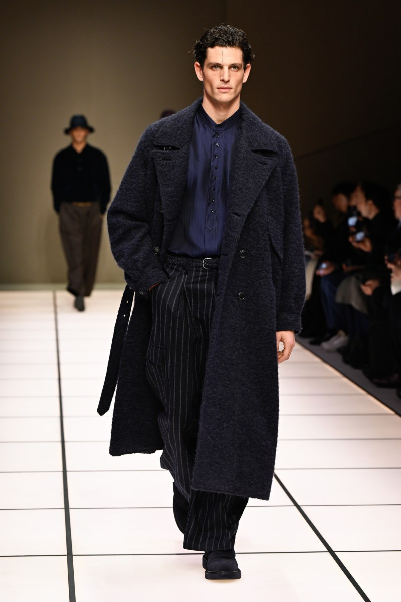 giorgio-armani-milan-fw26-men-rtw-r-gg-102.jpg