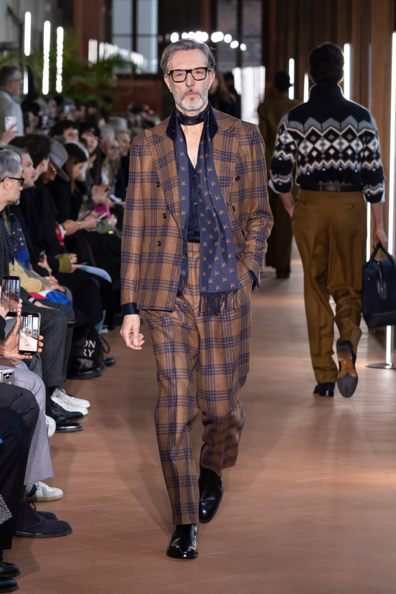 isaia-men-fw26-rtw-r-ctsy-0027.jpg