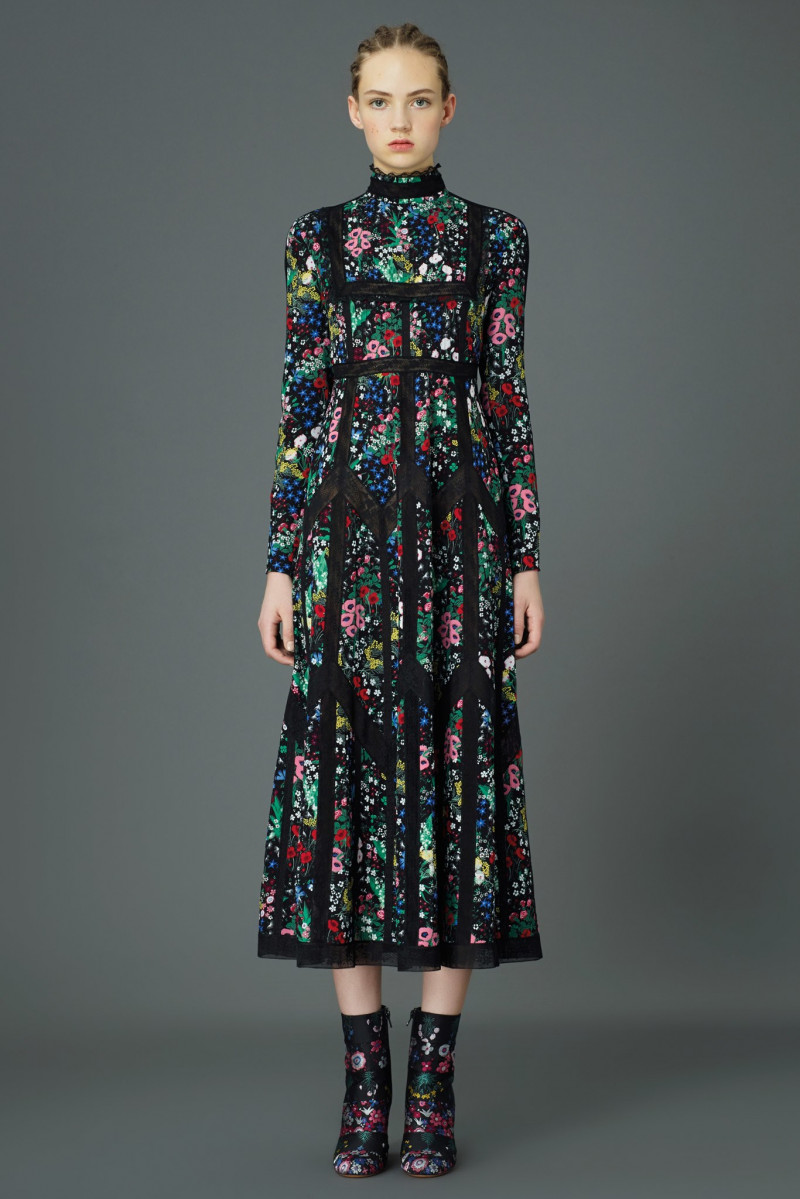 Valentino_002_1366.jpg