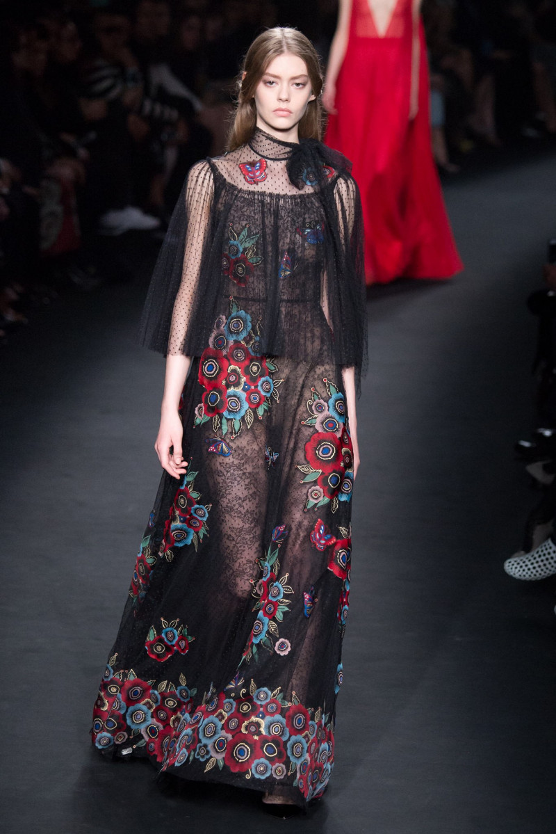 065-valentino.jpg