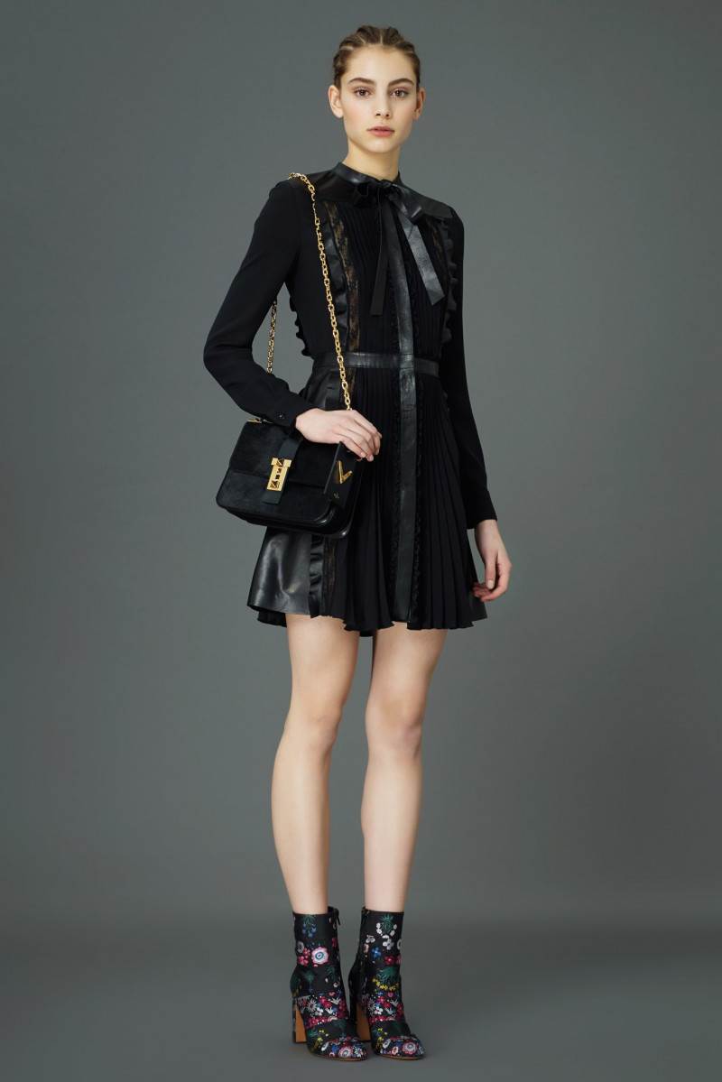 Valentino_009_1366.jpg
