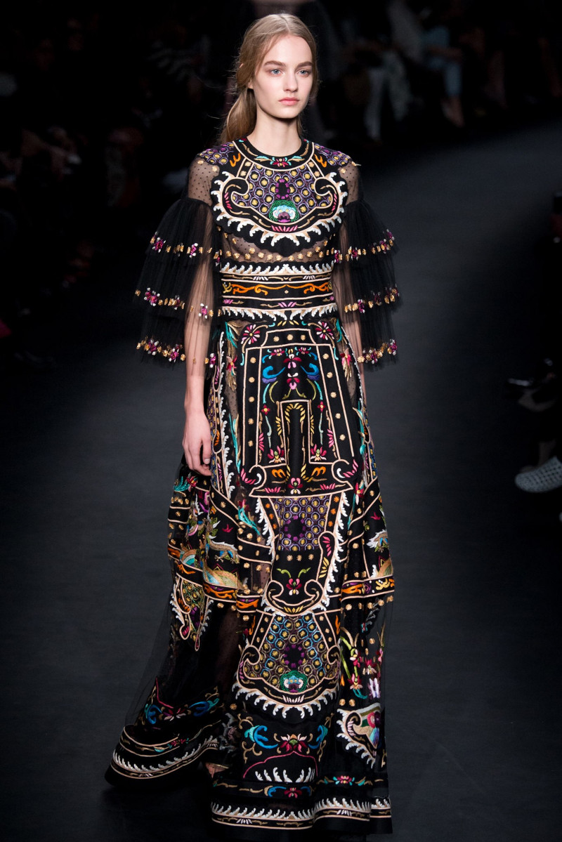 076-valentino.jpg