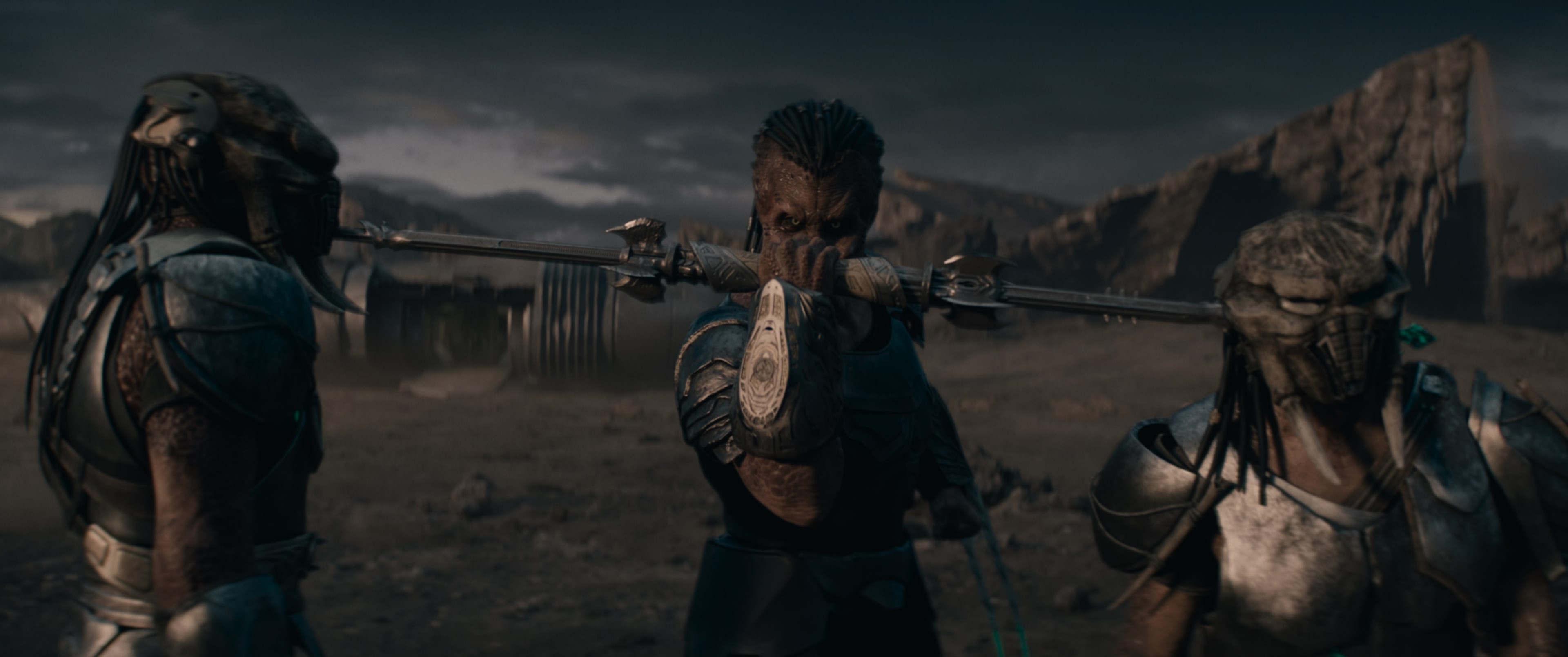 Predator Badlands (2025) BDRip 2160p-NVENC 10 bit [HDR].mkv_snapshot_01 ...