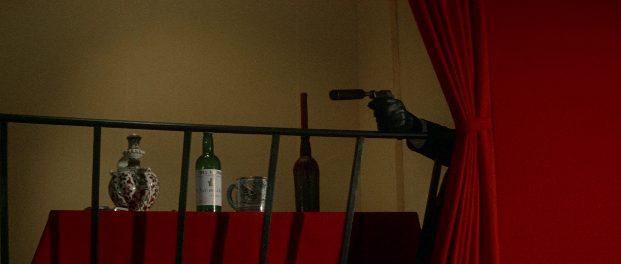 Выстрел в темноте.1964.BDRip 720p msltel.mkv_snapshot_01.14.43.354.jpg