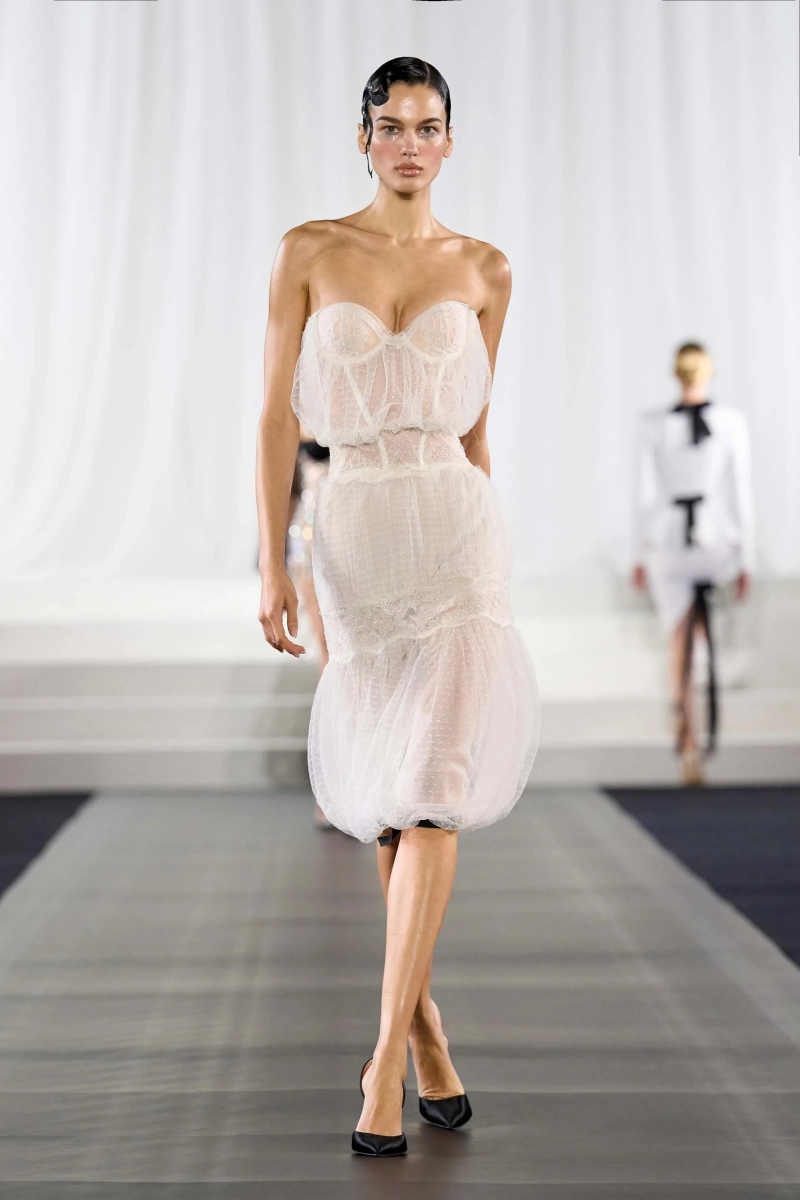 00008-celia-kritharioti-spring-2026-couture-credit-brand-sponsored.webp