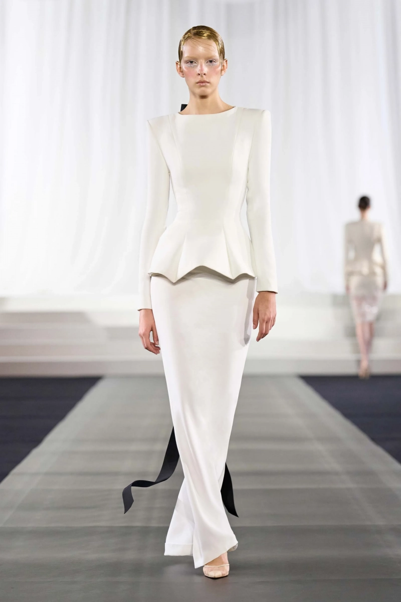 00006-celia-kritharioti-spring-2026-couture-credit-brand-sponsored.webp