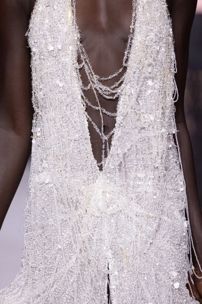 00012-celia-kritharioti-spring-2025-couture-details-credit-brand.webp