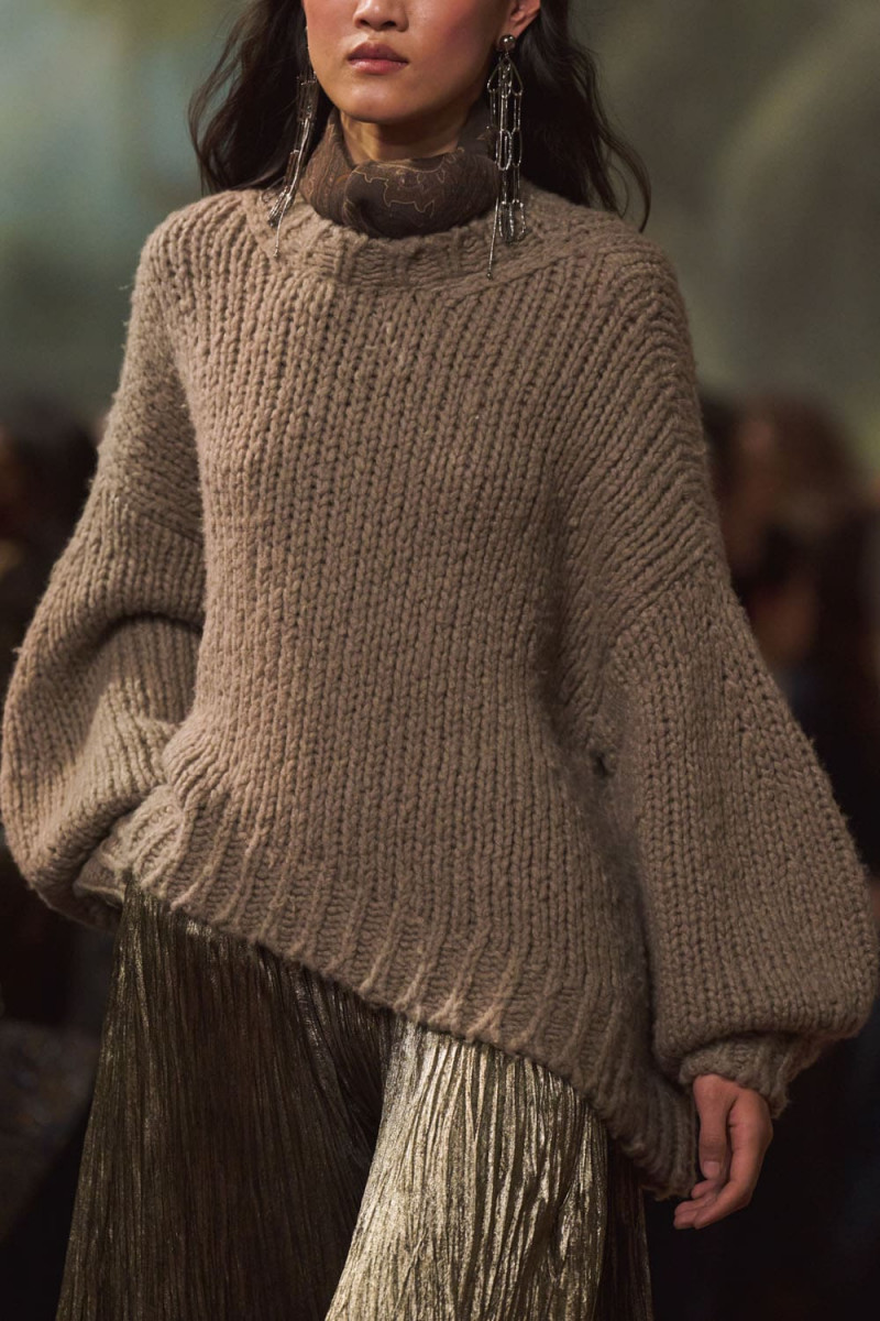 Ralph-Lauren-Fall-Winter-2026-2027-Details-Runway-Magazine-11.jpg
