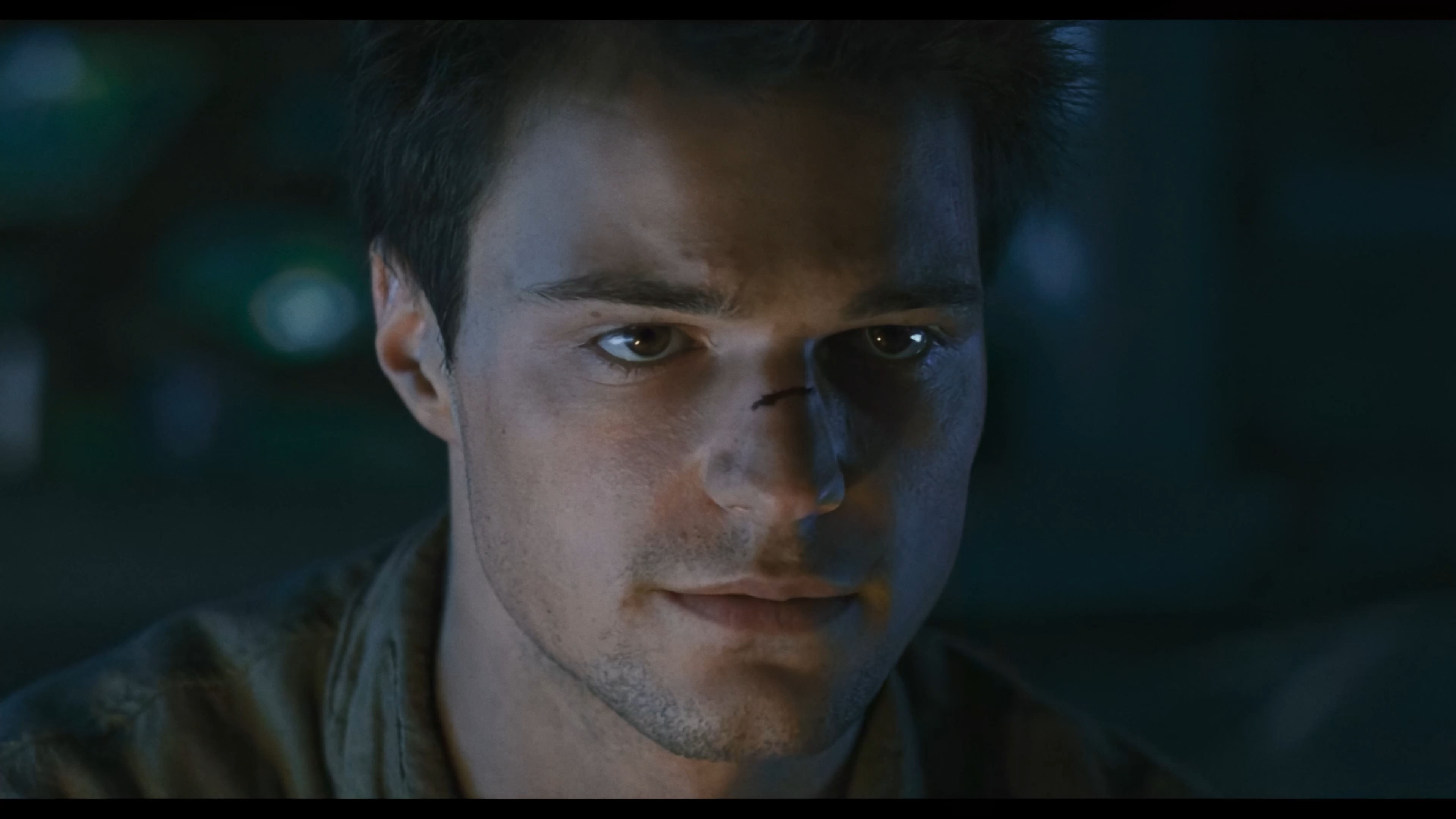 Мы из будущего.2008.2160p.mkv_snapshot_00.46.32.520.png