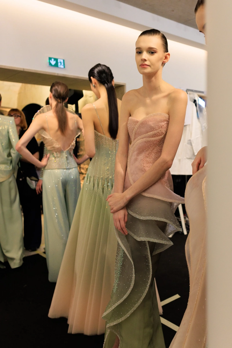 GiorgioArmaniPrive_ParisCouturess26_backstage_acielle_34.webp