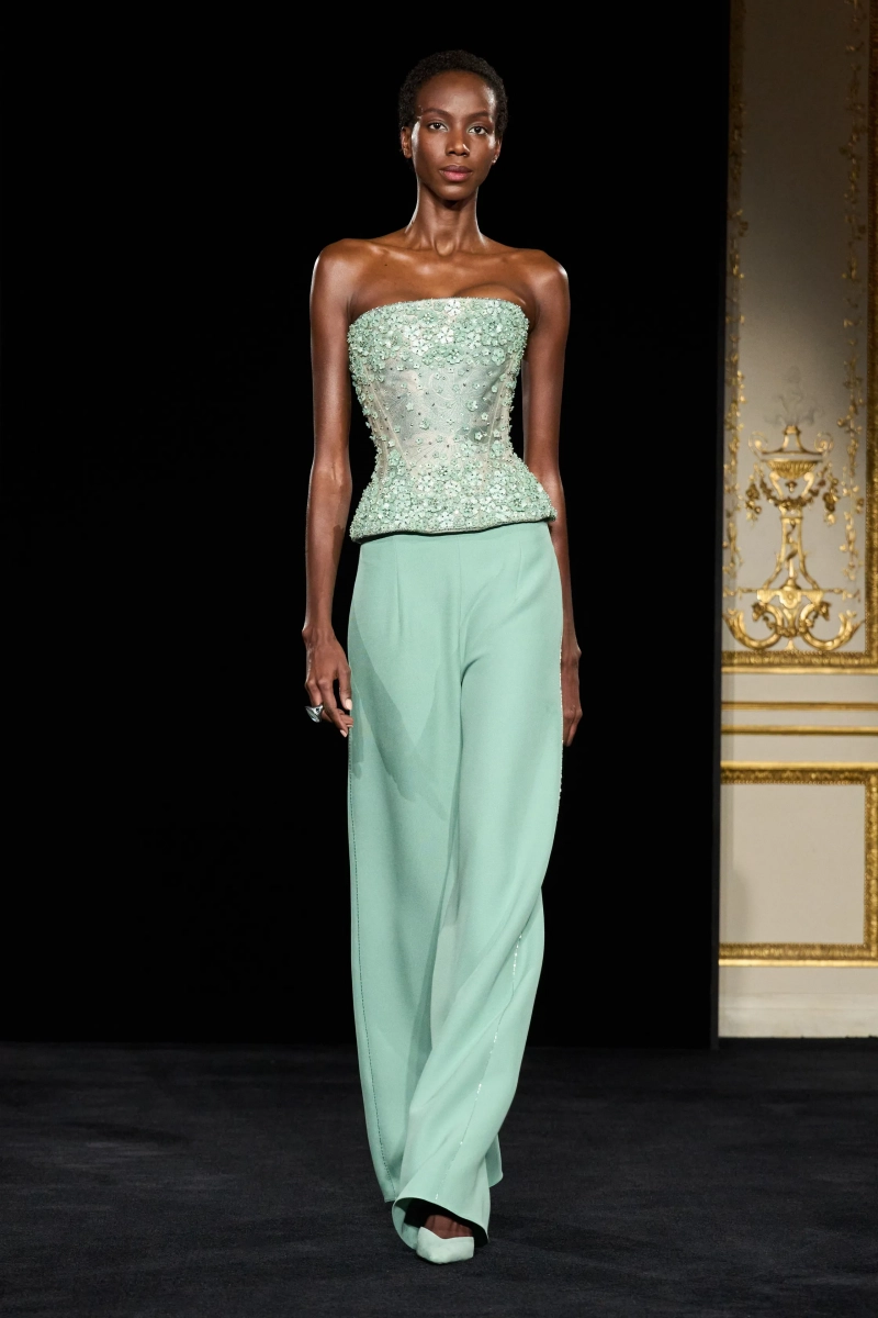 00049-armani-prive-spring-2026-couture-credit-gorunway.webp