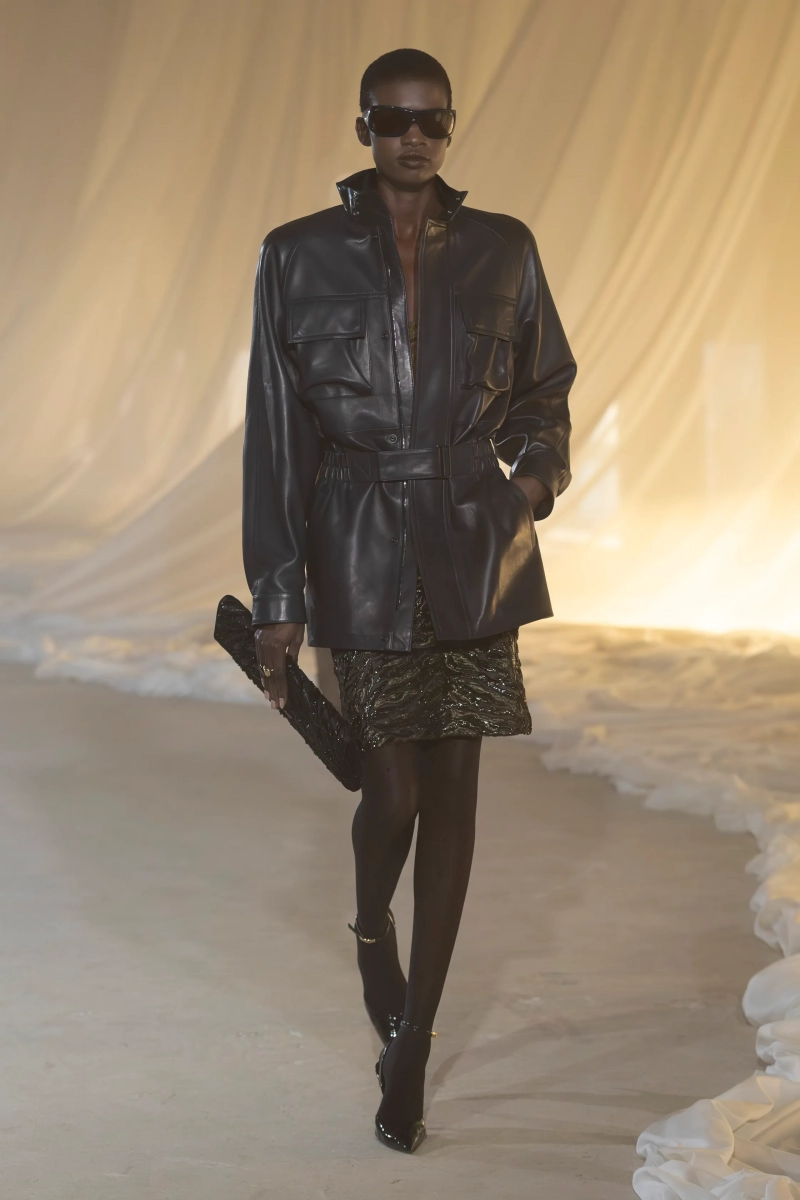 00018-balmain-fall-2026-ready-to-wear-credit-brand.webp