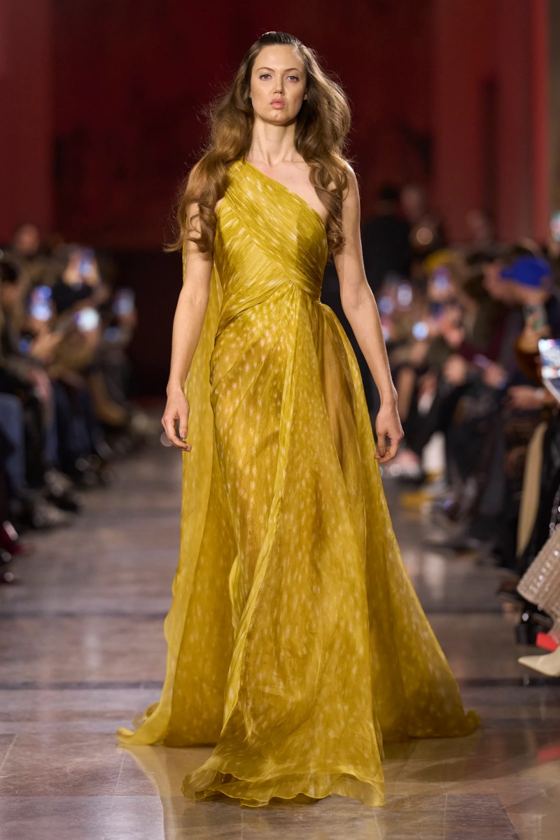 00003-elie-saab-spring-2026-couture-credit-gorunway.webp