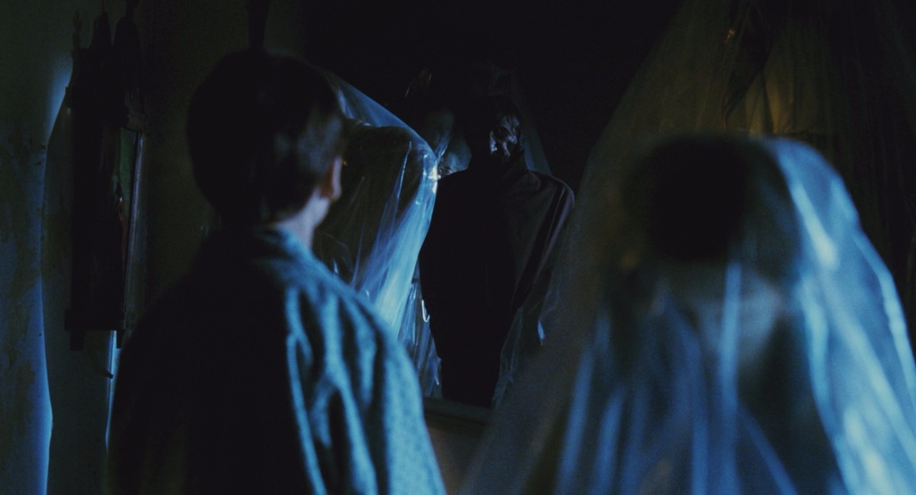 Мутанты.1997.DirCut.BDRip AVC msltel.mkv_snapshot_00.42.44.999.jpg