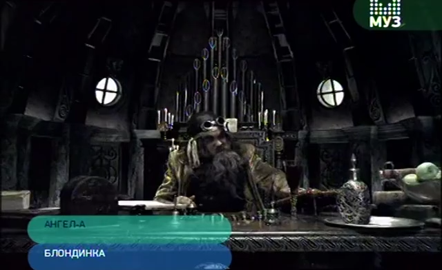 Ангел А - Блондинка (AVC 640x392).mp4_snapshot_00.13.000.png