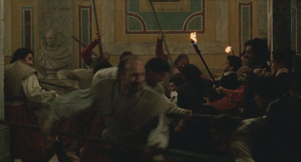 Королева Марго.1994.DirCut.BDRip AVC msltel.mkv_snapshot_00.48.34.065.jpg