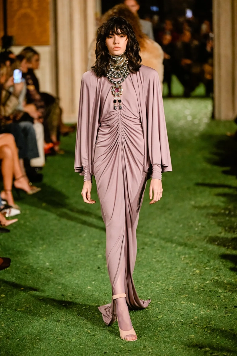valentino-fall-26-rtw-GG-028.webp