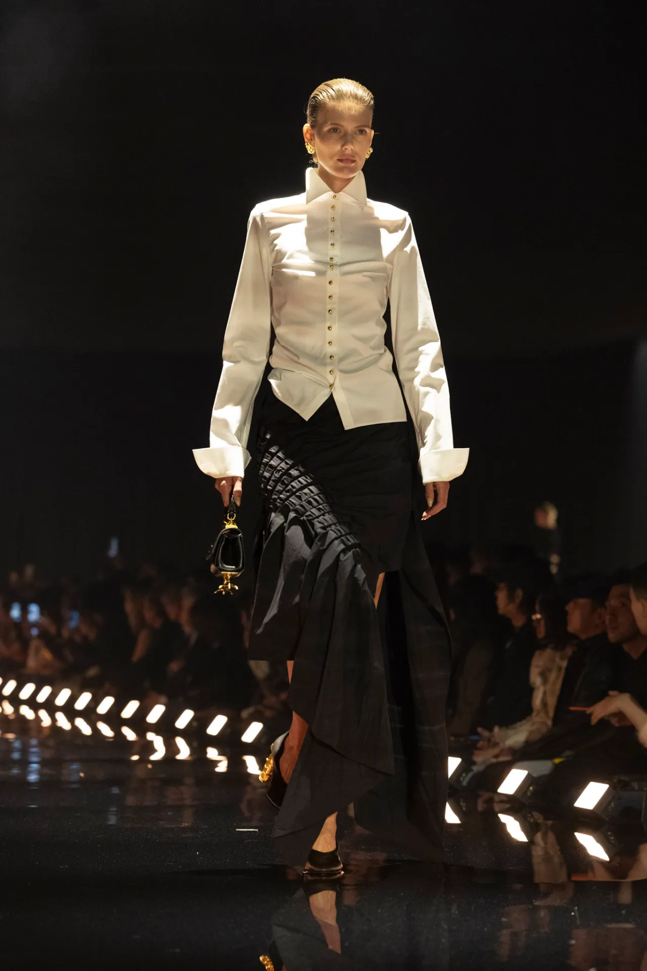 schiaparelli-fall-2026-rtw-pfw-r-ctsy-034.webp